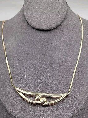 Direction One Bar Link Choker Pendant Necklace Vintage Classic Gold Tone 15"
